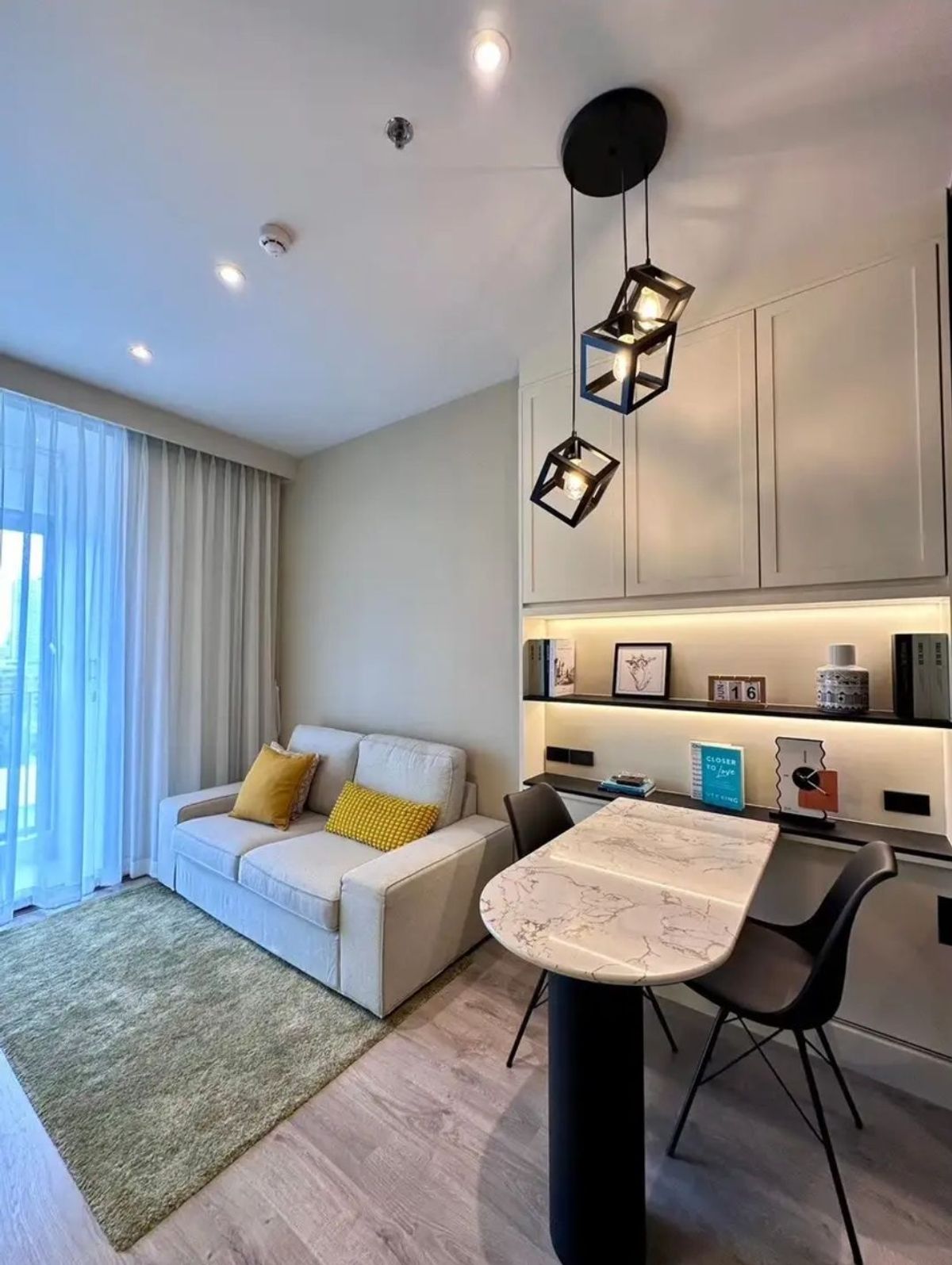 ให้เช่าคอนโดสุขุมวิท อโศก ทองหล่อ : 💥ST-3734💥ว่าง ให้ เช่า ริธึ่ม เอกมัย เอสเตท 👉แอดไลน์ @rangrak