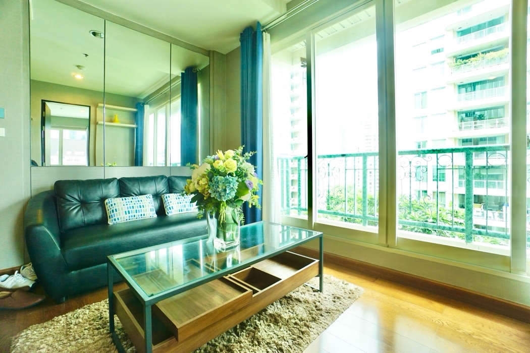 For RentCondoWitthayu, Chidlom, Langsuan, Ploenchit : Rent Now: Luxurious 2-Bed, 2-Bath Corner Condo at The Address Chidlom,Fully furnished, beautifully decorated, with a bathtub. Special price!