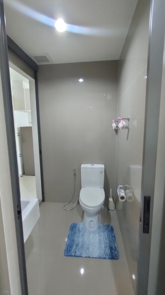 For SaleCondoSukhumvit, Asoke, Thonglor : Property code Bh0369 Rhythm Sukhumvit 42, room size 45 sq m., 1 bedroom, 1 bathroom, 18th floor