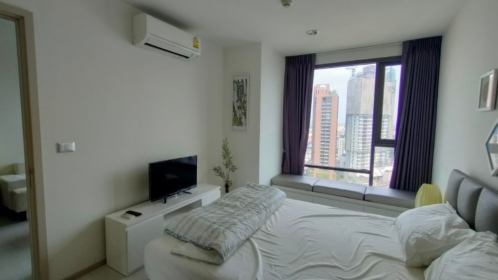 For SaleCondoSukhumvit, Asoke, Thonglor : Property code Bh0369 Rhythm Sukhumvit 42, room size 45 sq m., 1 bedroom, 1 bathroom, 18th floor