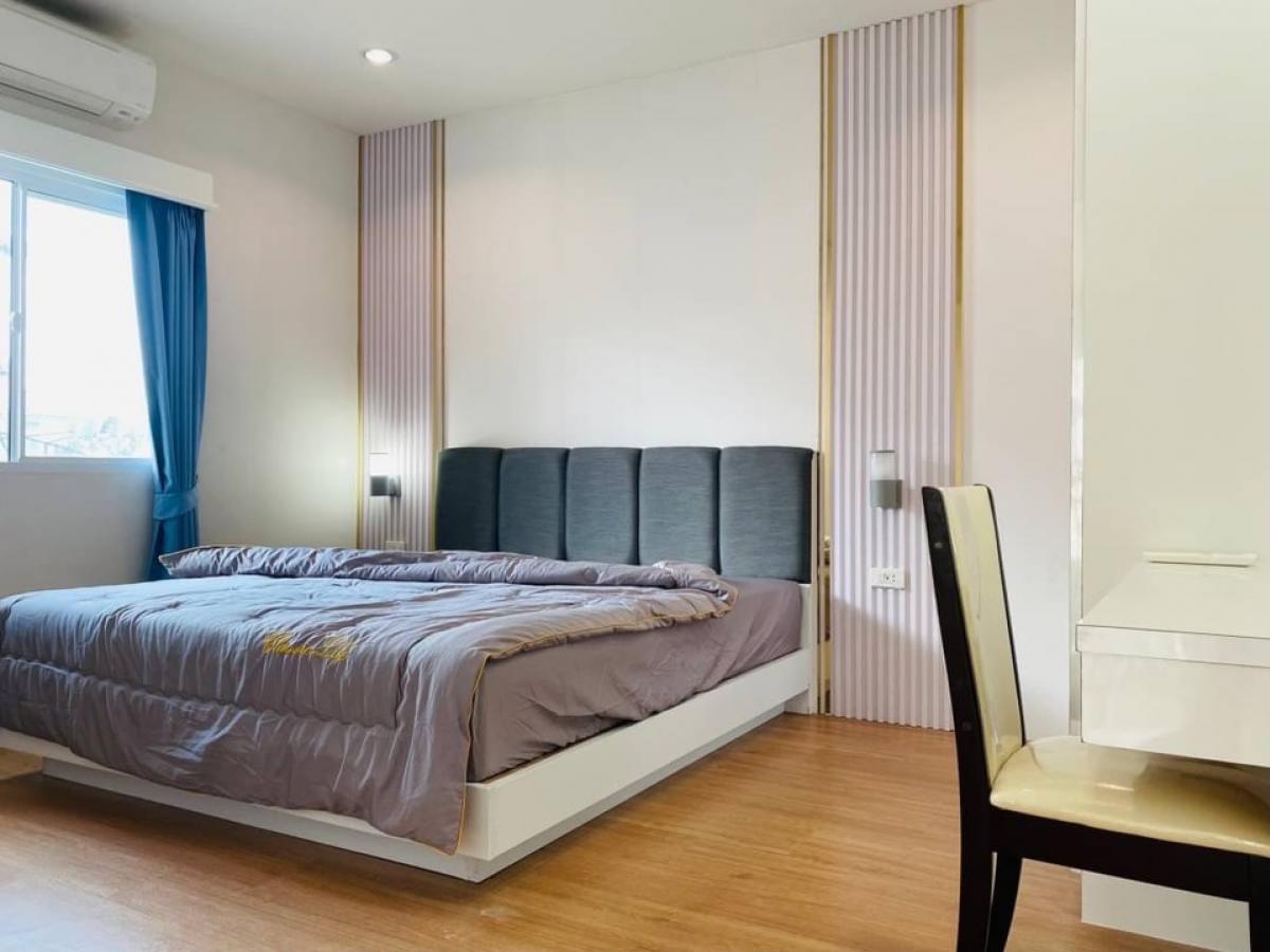 For RentHousePattanakan, Srinakarin : For rent: 4-bedroom detached house near Thonglor, Passorn Prestige Luxe