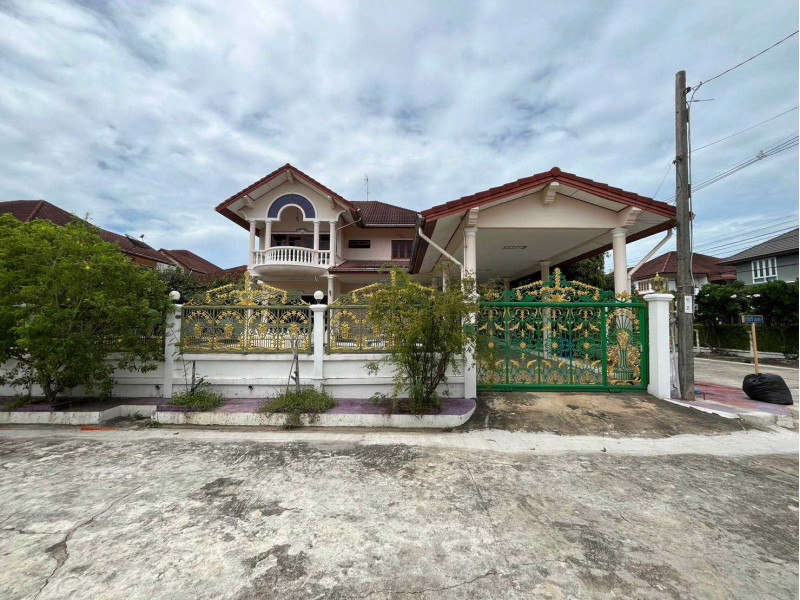ขายบ้านบางแค เพชรเกษม : ขายบ้านเดี่ยว หลังมุม 2 ชั้น หมู่บ้านภัสรี พุทธมณฑล สาย 2