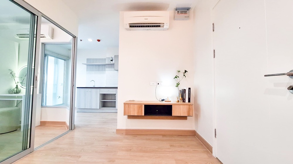 For SaleCondoChaengwatana, Muangthong : Condo for sale: Aspire Ngamwongwan, new room with all new furniture.