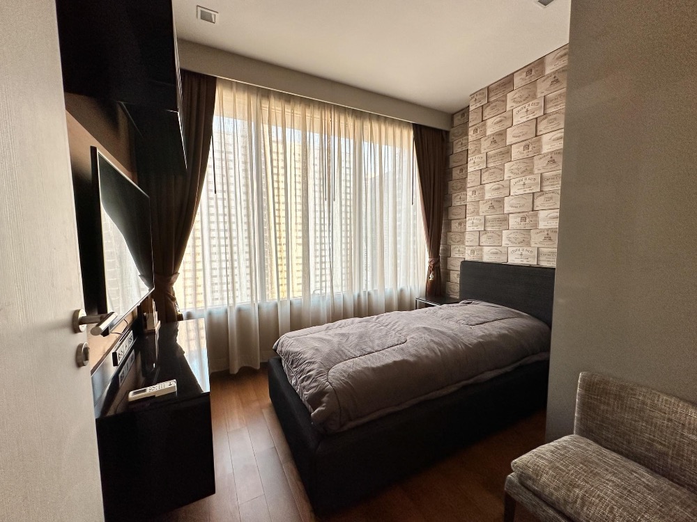 For RentCondoSilom, Saladaeng, Bangrak : For rent M Silom 2 bedrooms