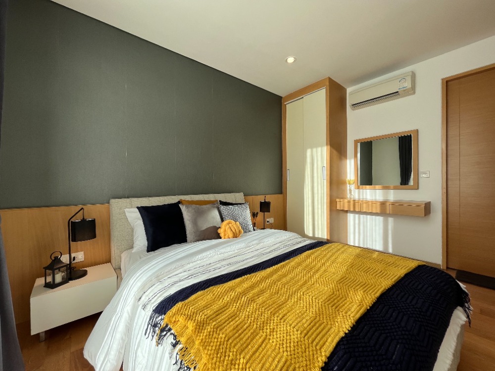 For SaleCondoSathorn, Narathiwat : Cheap room for Sale, The Breeze Narathiwas , 1 bedroom, 1 bathroom, size 47.34 sqm., High floor, beautiful decoration