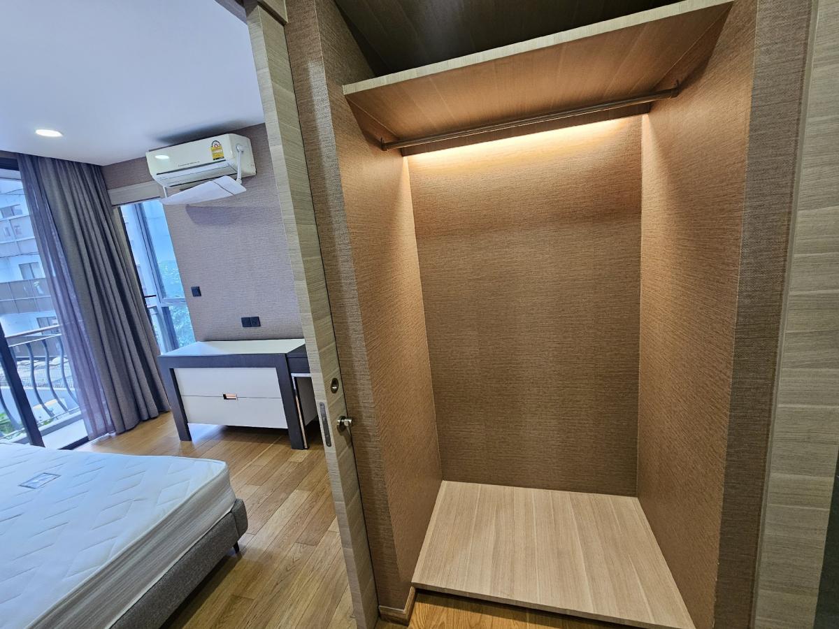 ให้เช่าคอนโดวิทยุ ชิดลม หลังสวน : ห้องใหม่ ห้องสวย ปล่อยถูก เช่า 1 ห้องนอน 1 ห้องน้ำ คลาส หลังสวน