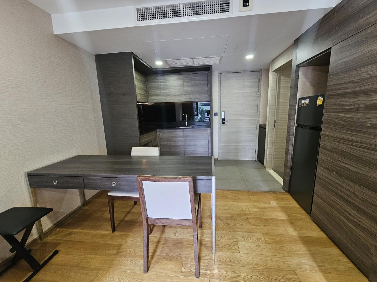 ให้เช่าคอนโดวิทยุ ชิดลม หลังสวน : ห้องใหม่ ห้องสวย ปล่อยถูก เช่า 1 ห้องนอน 1 ห้องน้ำ คลาส หลังสวน