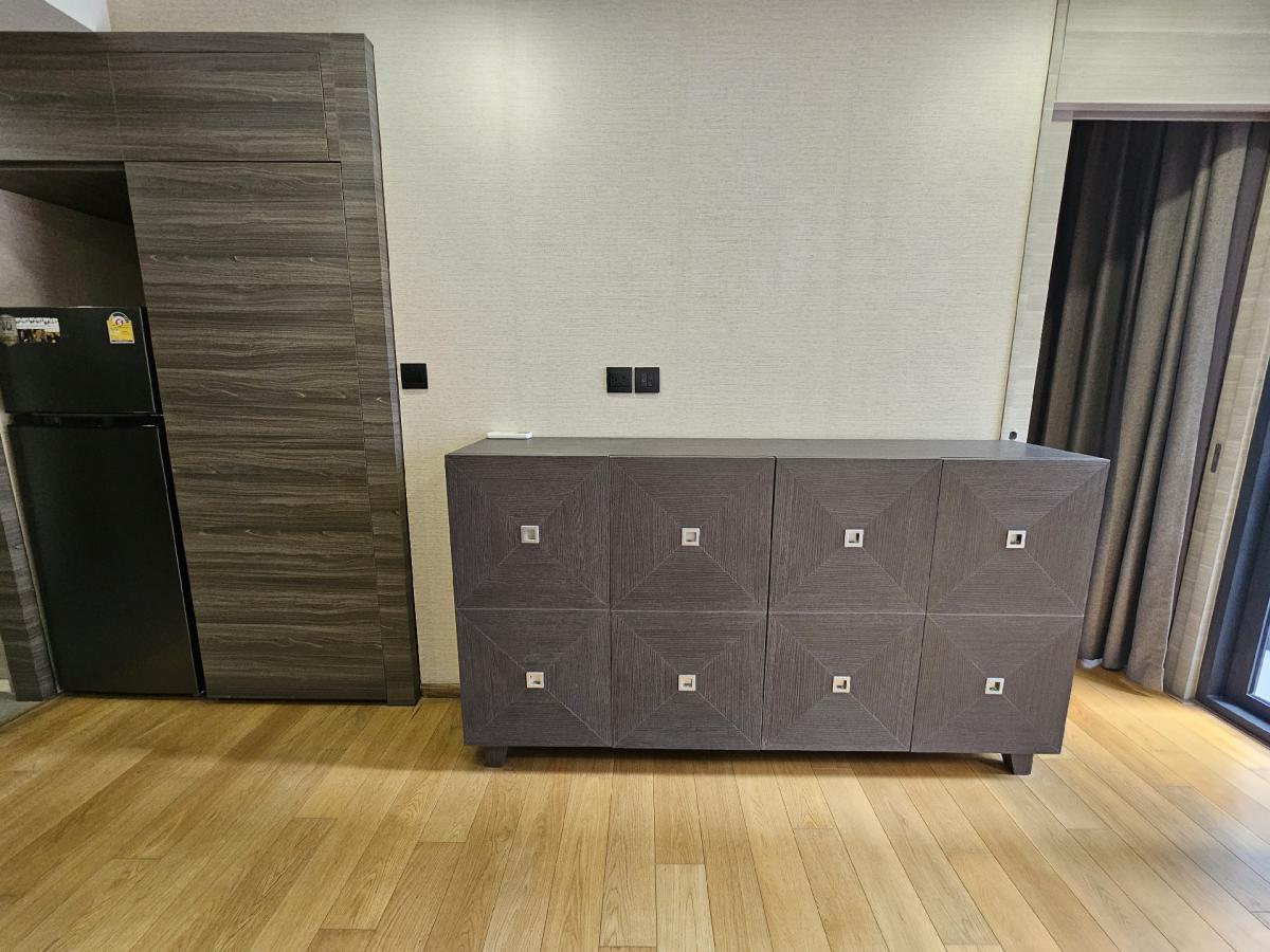 ให้เช่าคอนโดวิทยุ ชิดลม หลังสวน : ห้องใหม่ ห้องสวย ปล่อยถูก เช่า 1 ห้องนอน 1 ห้องน้ำ คลาส หลังสวน