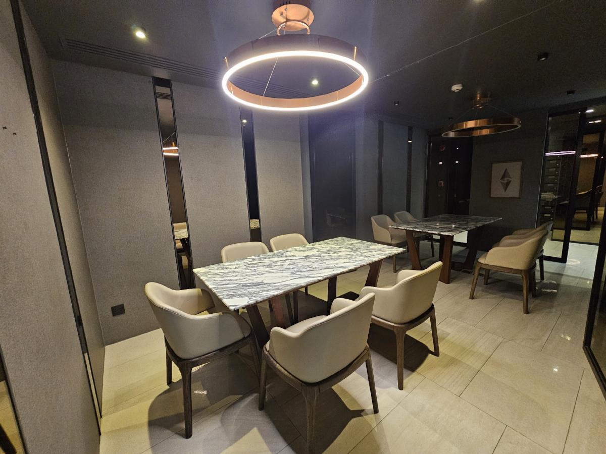 ให้เช่าคอนโดวิทยุ ชิดลม หลังสวน : ห้องใหม่ ห้องสวย ปล่อยถูก เช่า 1 ห้องนอน 1 ห้องน้ำ คลาส หลังสวน