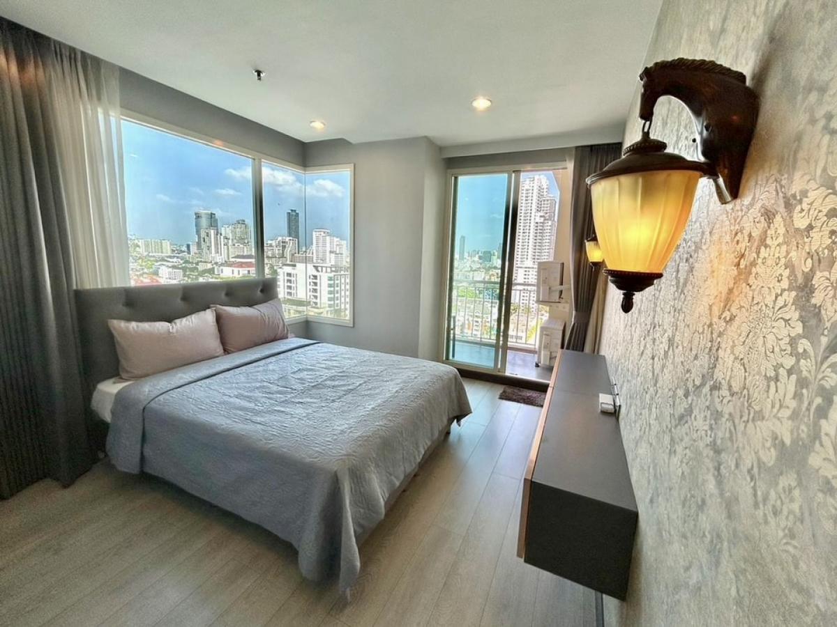 For SaleCondoSukhumvit, Asoke, Thonglor : 📢👇 Room for sale with tenant contract ends May 29, 2026. (rent 78,000 baht) Ideal for living or investment , fully furnished, unblocked view.