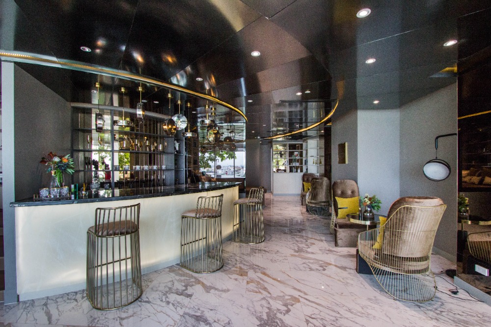 For RentCondoSamut Prakan,Samrong : Condo for rent next to BTS Thipawan, 0 meters. Knightsbridge Sukhumvit-Thepharak, 2 bedrooms, 39 sq.m., high floor, beautiful view, ready to move in, Free WIFI.