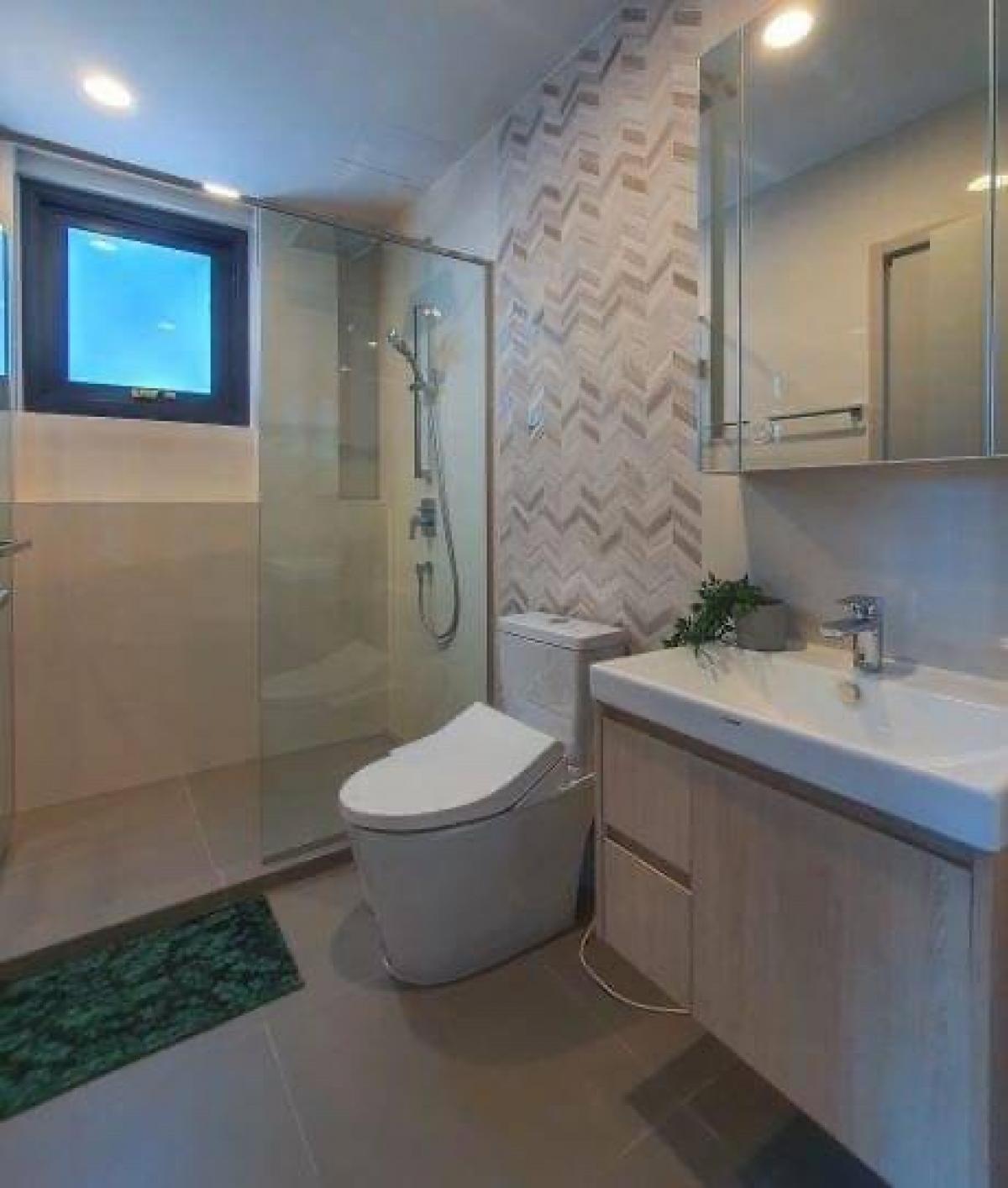 For SaleCondoSukhumvit, Asoke, Thonglor : 📢👇Sell with tenant til 9/10/26
Corner unit , unblocked city view, reasonable price