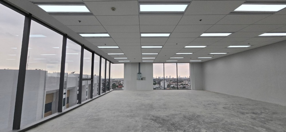 ให้เช่าสำนักงานอ่อนนุช อุดมสุข : ออฟฟิศสำนักงานใหม่ เดินถึง BTS ** NO CO-AGENT ** 