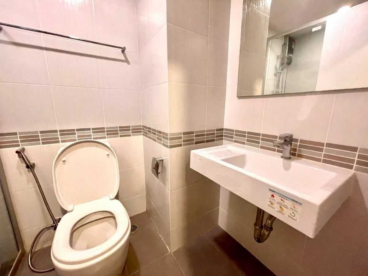 For RentCondoBangna, Bearing, Lasalle : Near Central Bangna, Not far from the BTS Yellow Line, Sri Udom Station