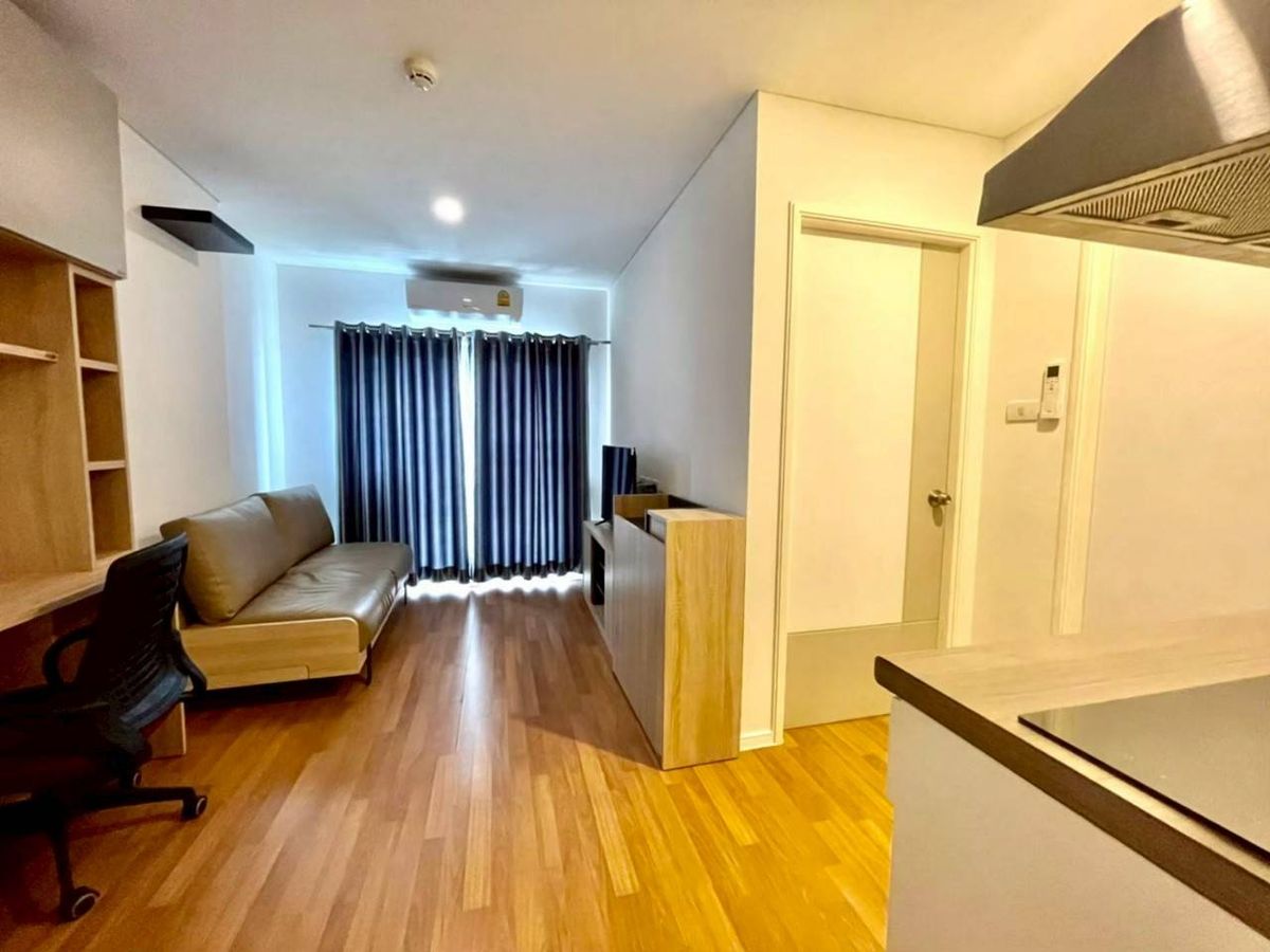 For RentCondoBangna, Bearing, Lasalle : Near Central Bangna, Not far from the BTS Yellow Line, Sri Udom Station