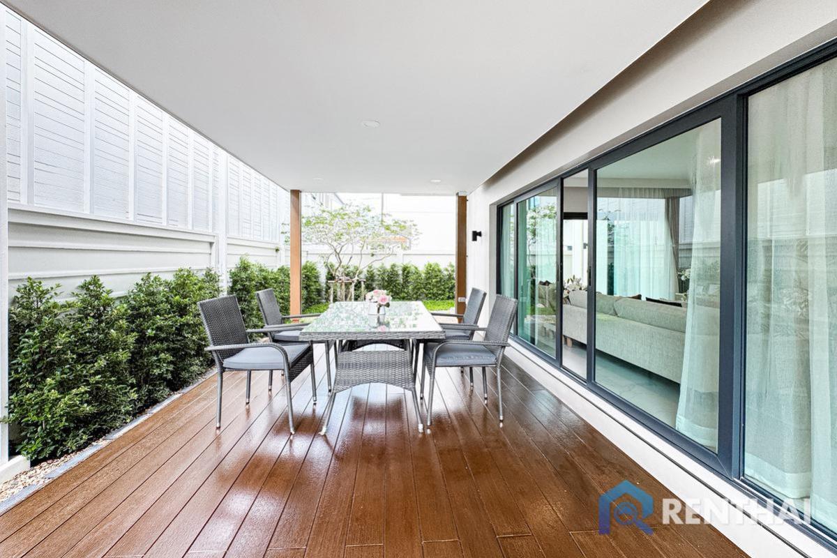 For SaleHousePattaya, Bangsaen, Chonburi : Move-In Ready! Modern Minimalist Home in the Heart of Pattaya