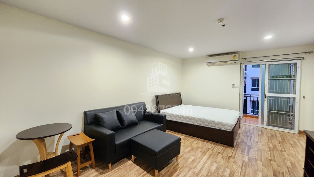 For RentCondoChokchai 4, Ladprao 71, Ladprao 48, : For rent: Regent Home 12 Phawana Lat Phrao 41 Studio 30 sq m, 3rd floor, fully furnished, very beautiful room