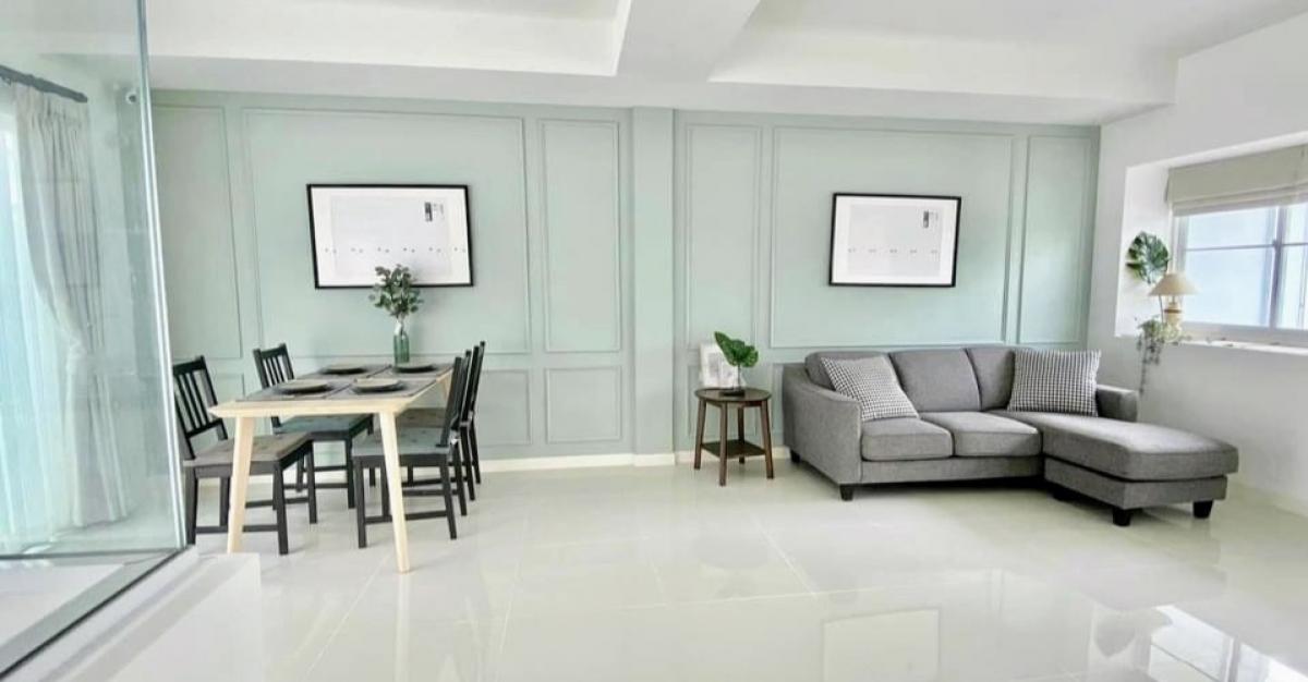 For RentTownhomeBangna, Bearing, Lasalle : 🌟For rent: Townhome in Indy Bangna, Ramkhamhaeng. This 2-storey townhome features 3 bedrooms| 3 bathrooms. It comes fully furnished and is nicely decorated.💥Rental Fee 45,000 THB/month.