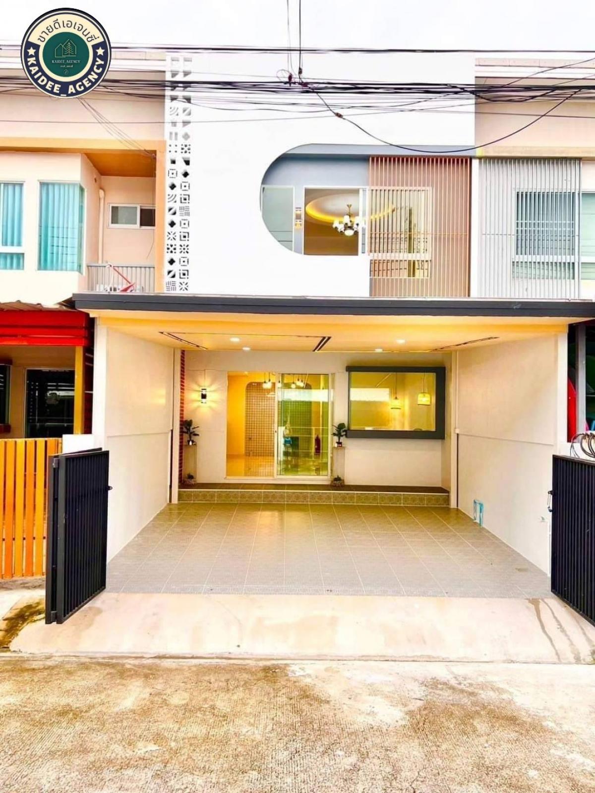 ขายทาวน์โฮมบางนา แบริ่ง ลาซาล : ทาวน์โฮม 2 ชั้น หมู่บ้าน อินดี้ บางนา บางนา- ตราด บางบ่อ สมุทรปราการ เมกะบางนา มหาวิทยาลัยเอแบคบางนา โฮมโปร แม็คโคร บิ๊กซี โลตัส