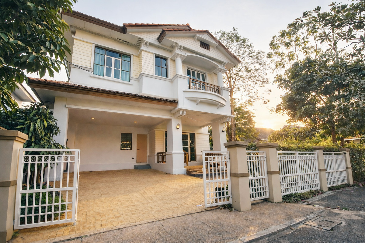 For RentHouseLadkrabang, Suwannaphum Airport : House 70 Sqw. for rent Manthana Village, Rama 9-Wongwean💛🧡💚Line ID @richycat💛🧡💚