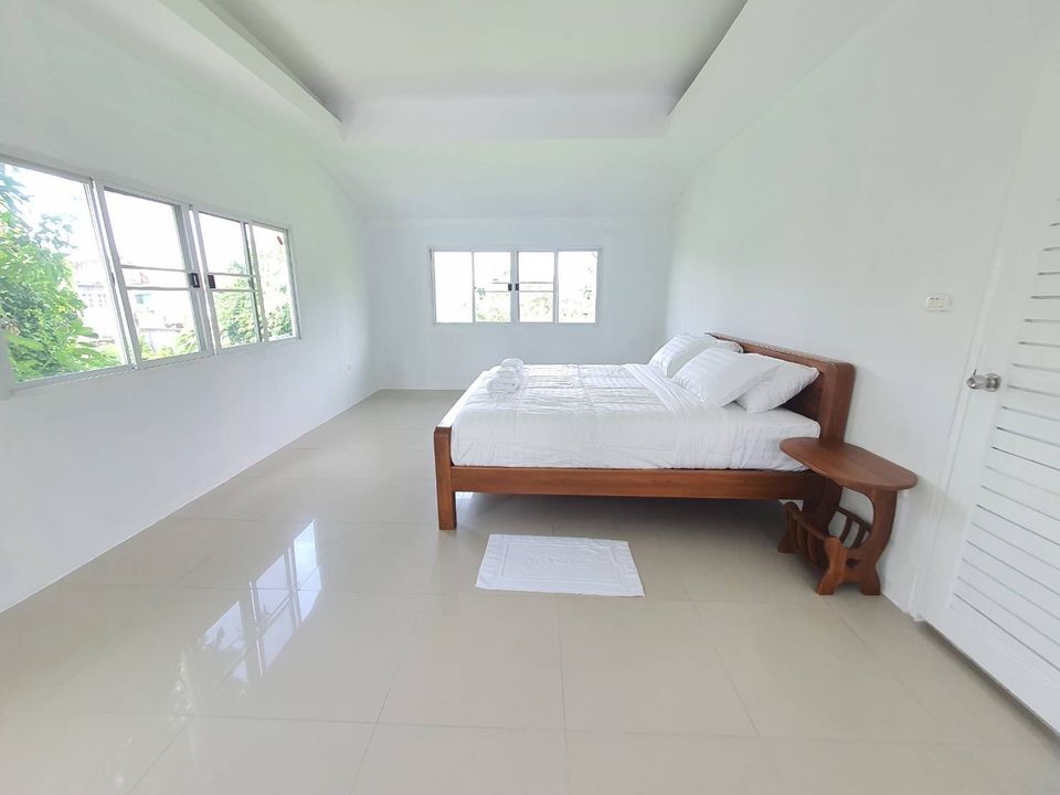 ขายบ้านเกษตร นวมินทร์ ลาดปลาเค้า : S-HPDM102 ขาย บ้านเดี่ยว ติดถนนซอยประเสริฐมนูญกิจ 30 2ชั้น ทิศใต้ พื้นที่ 98ตรว. พื้นที่ใช้สอย 300ตรม. 7นอน 3น้ำ 12.772ล้าน 064-959-8900