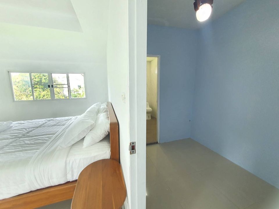 ขายบ้านเกษตร นวมินทร์ ลาดปลาเค้า : S-HPDM102 ขาย บ้านเดี่ยว ติดถนนซอยประเสริฐมนูญกิจ 30 2ชั้น ทิศใต้ พื้นที่ 98ตรว. พื้นที่ใช้สอย 300ตรม. 7นอน 3น้ำ 12.772ล้าน 064-959-8900