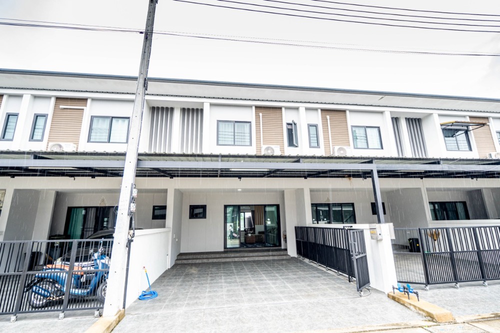 For SaleTownhomeChiang Mai : Zen by Sivalai 3 Bedroom Townhouse For Sale (SANK204)