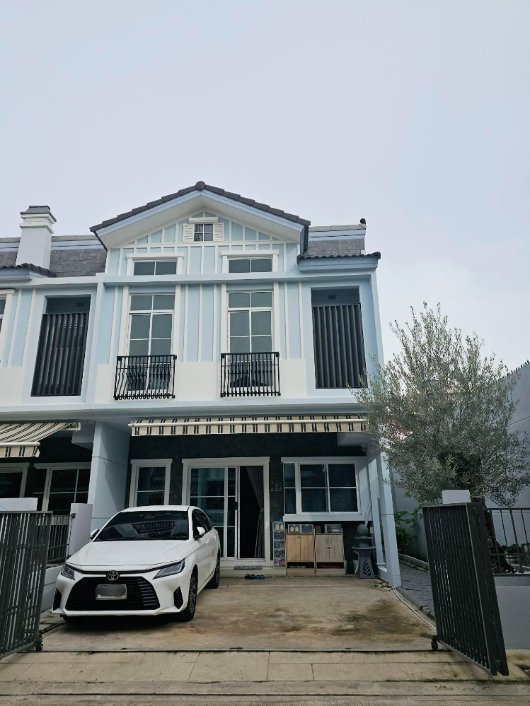 For SaleTownhomeBangna, Bearing, Lasalle : House for sale: Indy 4, Bang Na Km 7 (after the corner) near Mega Bangna