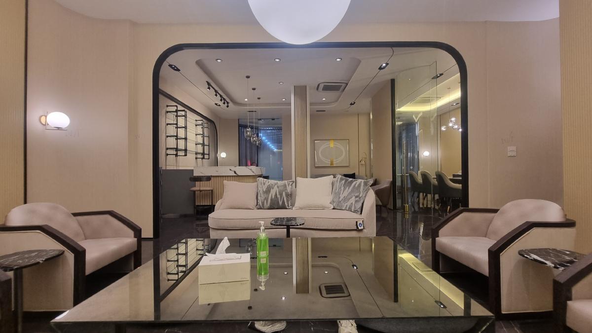 ให้เช่าร้านค้า/ตลาดนัดสุขุมวิท อโศก ทองหล่อ : อโศก ให้เช่าพื้นที่ รับทุกธุรกิจที่ถูกกฎหมาย เหมาะทำคลินิกความงาม คลินิกทำฟัน เดิมเป็นห้องรับรองของอาคาร ตกแต่งไว้หรู