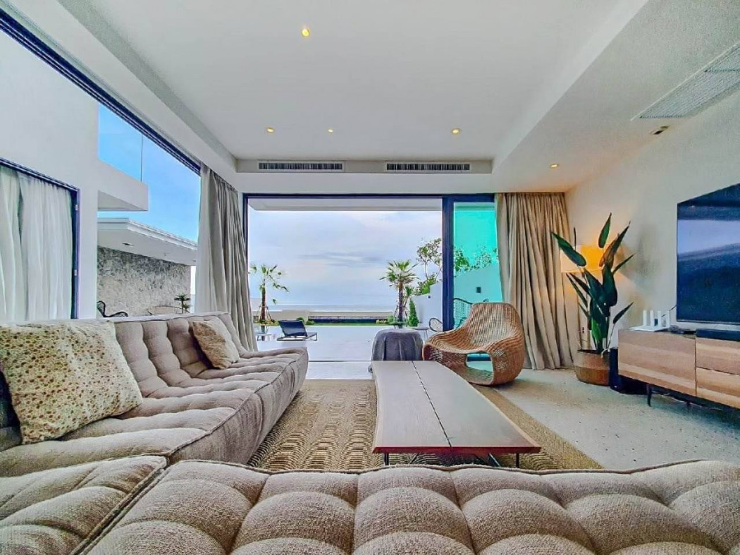 For SaleHouseCha-am Phetchaburi : Single house for sale, Kaehat Fah, Cha-am, 275 sq m, 122 sq w, 4 bedrooms, 4 bathrooms, next to the sea, Thaweesuk Beach.