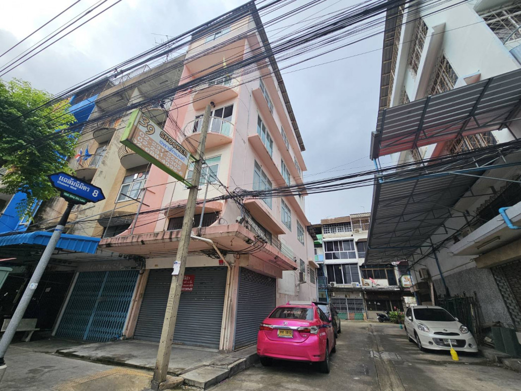 ให้เช่าอาคารพาณิชย์พระราม 3 สาธุประดิษฐ์ : ให้เช่าตึกแถว ริมถนนใหญ่แฉล้มนิมิตร ใกล้สาทร 5นอน 4น้ำ มีที่จอดรถ ตึกหัวมุม