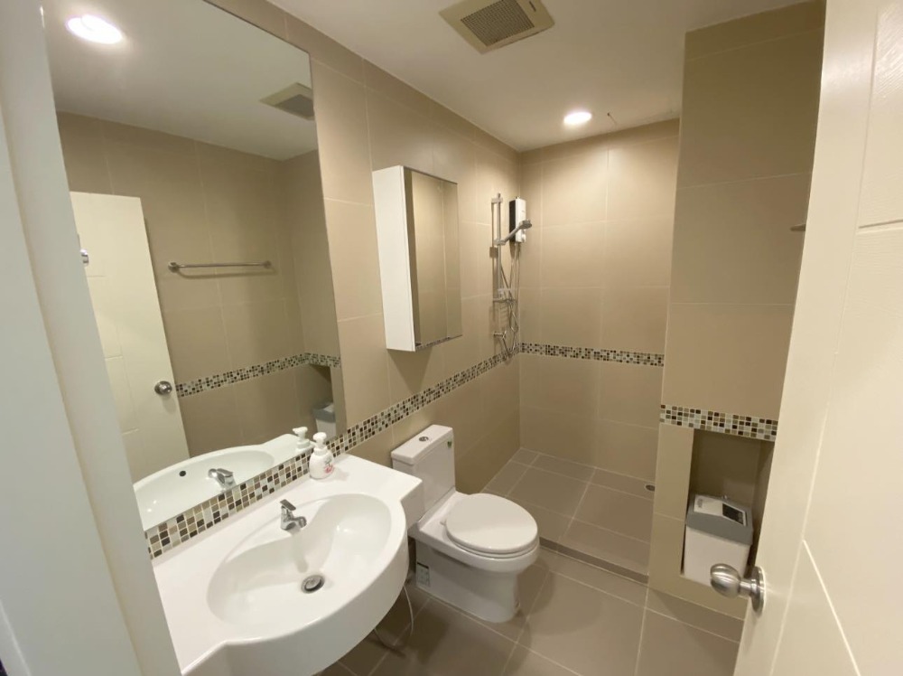 ขายคอนโดรัชดา ห้วยขวาง : รหัสทรัพย์ Bh0410  Centric รัชดา-สุทธิสาร ห้องขนาด 32.25 ตร.ม. แบบ 1 ห้องนอน 1 ห้องน้ำ ชั้น 26