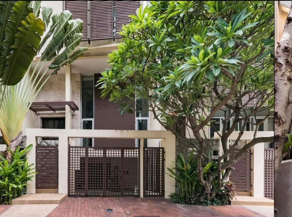 For SaleTownhomeSathorn, Narathiwat : The Lofts Sathorn: 34.1sqwah 350sqm. 4bed 4bath 39,900,000 Am: 0656199198