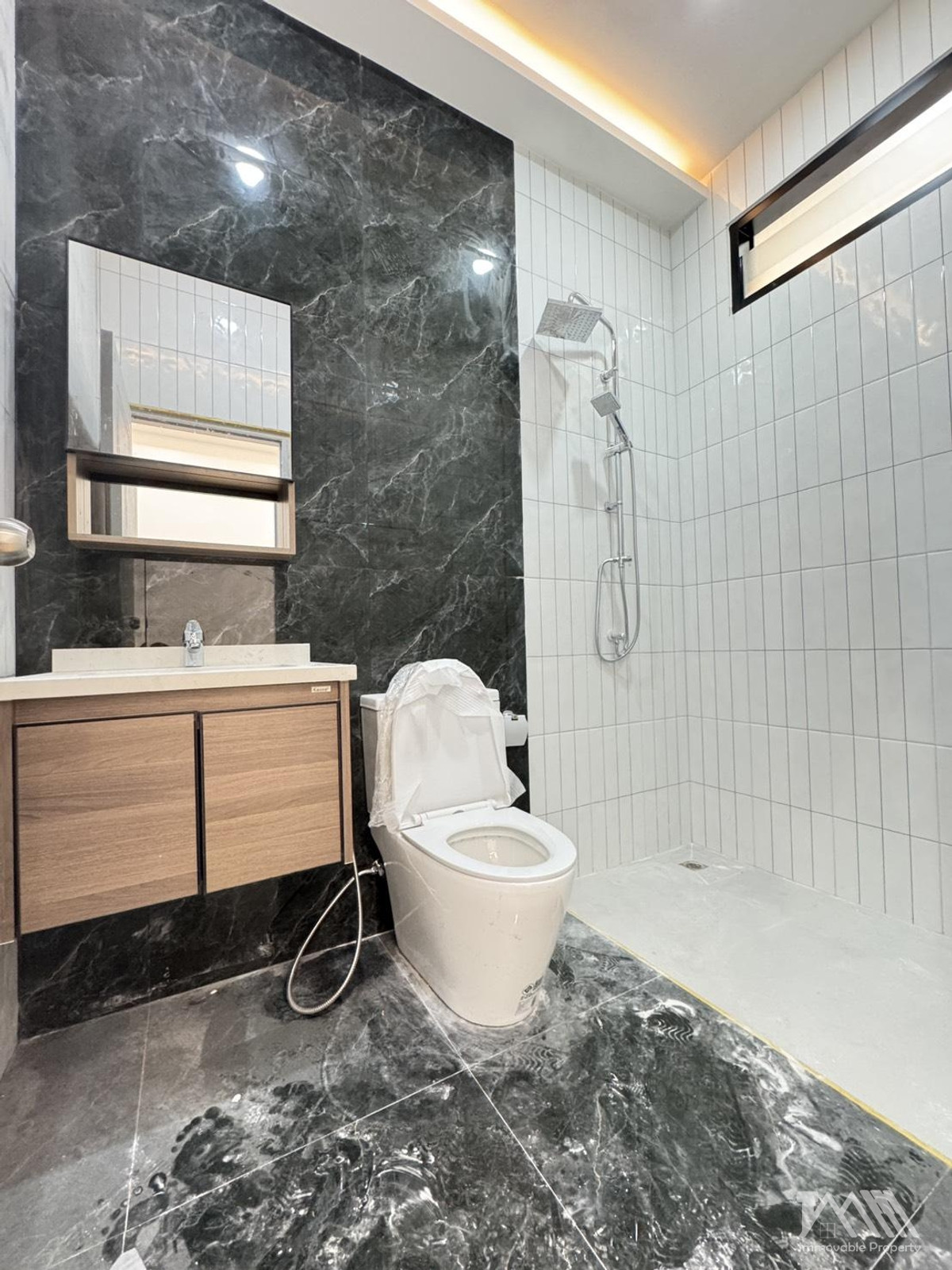 ขายบ้านภูเก็ต : บ้านแฝด 1 ชั้น โซนเมือง / House Town, Phuket