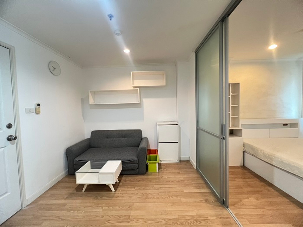 For RentCondoPinklao, Charansanitwong : Condo for rent Lumpini Park-Pinklao, very good location, 1 bedroom, size 28 sq m., rent 9000, Building A, 29th floor, beautiful vacant room, ready to move in, call to discuss and consult for information 0946245941