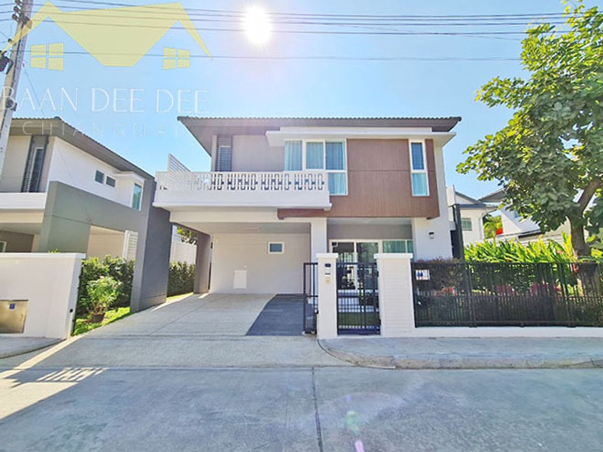 ให้เช่าบ้านเชียงใหม่ : บ้านในโครงการคุณภาพ ให้เช่าเดือนละ 40,000 บาท ใกล้ม.พายัพเพียง 10 นาที No.6H062
