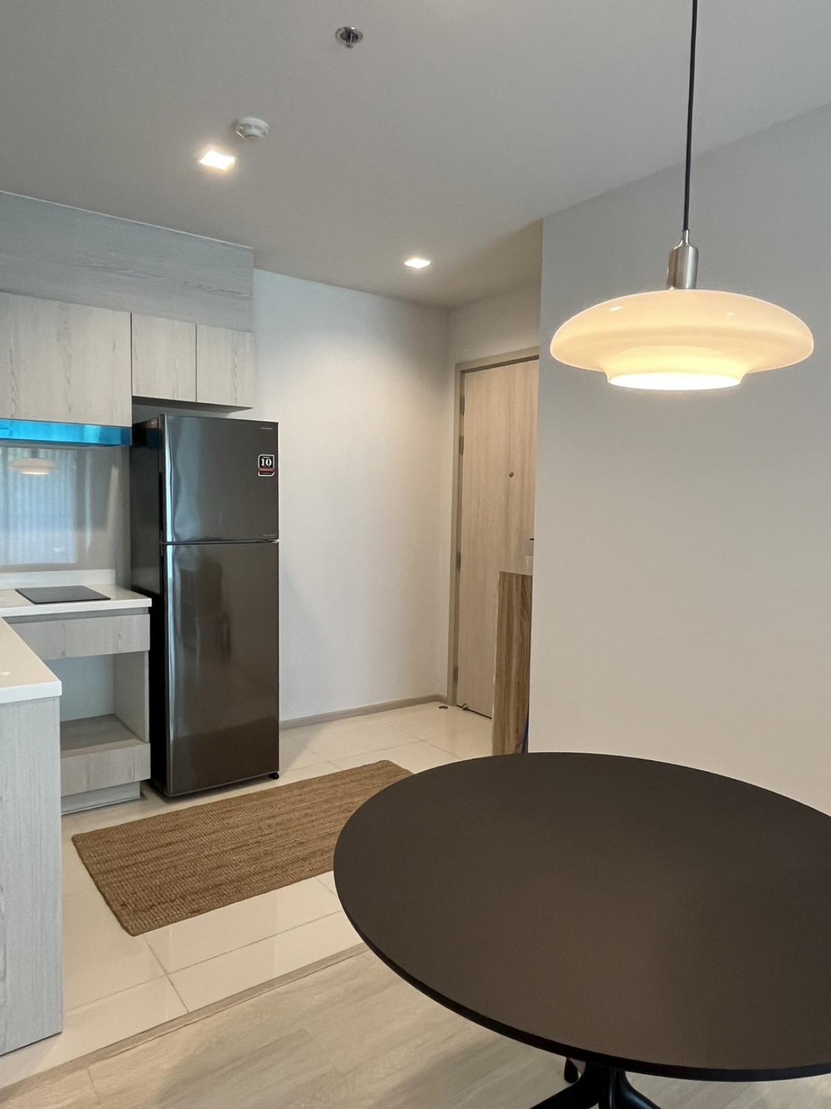 ขายคอนโดวิทยุ ชิดลม หลังสวน : For sale Life one wireless 1 bedroom 45sqm selling price 7.5 mb rainy 0818895470