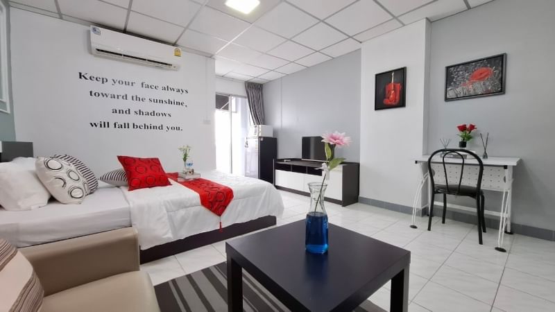 ขายคอนโดบางแค เพชรเกษม : S-LPVR102 ขาย คอนโด ลุมพินี วิลล์ ราชพฤกษ์ - บางแวก ชั้น6 ตึกC วิวเมือง 22.55ตรม. สตูดิโอ 1.29ล้าน 064-959-8900