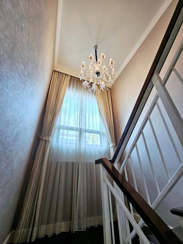 ขายบ้านพัฒนาการ ศรีนครินทร์ : S-SSRP101 ขาย ทาวน์โฮม เศรษฐสิริ พัฒนาการ 2ชั้น ทิศตะวันออกเฉียงเหนือ พื้นที่ 88ตรว. พื้นที่ใช้สอย 250 ตรม. 5นอน 6น้ำ 23ล้าน 064-959-8900