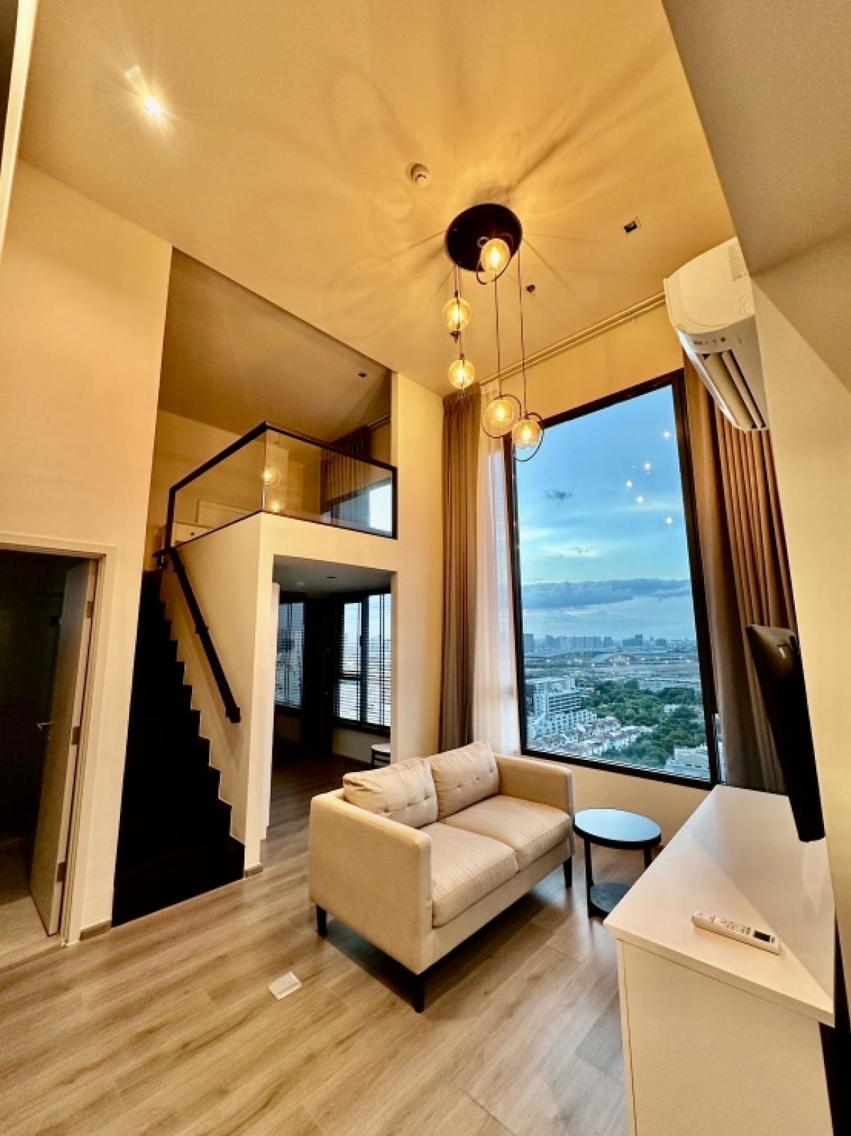 ให้เช่าคอนโดสะพานควาย จตุจักร : ❤️❤️ for rent ปล่อยเช่าคอนโด the reserve phahol pradipat พื้นที่ 43 ตรม ( 33+10 ตรม) loft style สนใจ line tel 0859114585 ❤️❤️❤️ราคาเพียง 24,000 บาท สัญญา 1 ปี ประกัน 2 เดือน ล่วงหน้า 1 เดือน  ห้องสวย เฟอร์ครบ