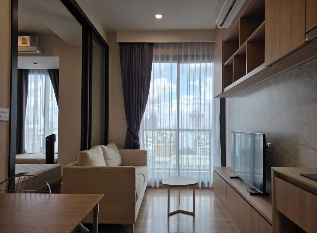 ให้เช่าคอนโดสะพานควาย จตุจักร : ★ M Jatujak ★ 32 ตรม.,ชั้น 12 (1 ห้องนอน 1 ห้องน้ำ), ★ Pet friendly ★ใกล้รถไฟฟ้า MRT กำแพงเพชร 350 ม. และ BTS หมอชิต ★ใกล้สวนจตุจักร ★ สิ่งอำนวยความสะดวกมากมาย★ เครื่องใช้ไฟฟ้าครบครัน★