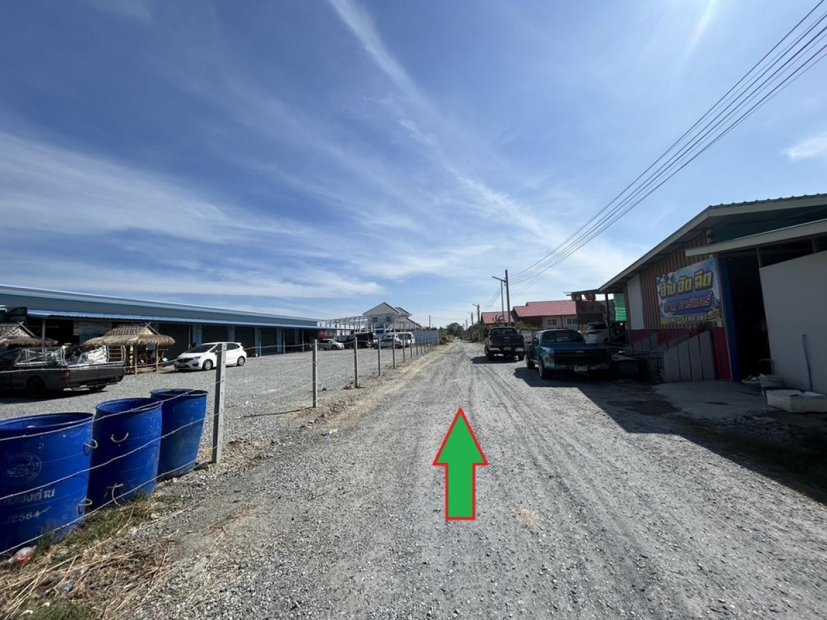 For SaleLandSamut Prakan,Samrong : ⭕️ Land for sale in the amount of 100 sq.w. coordinates: Khlong Dan (near the Wing Ka Market), Samut Prakan Province ⭕️