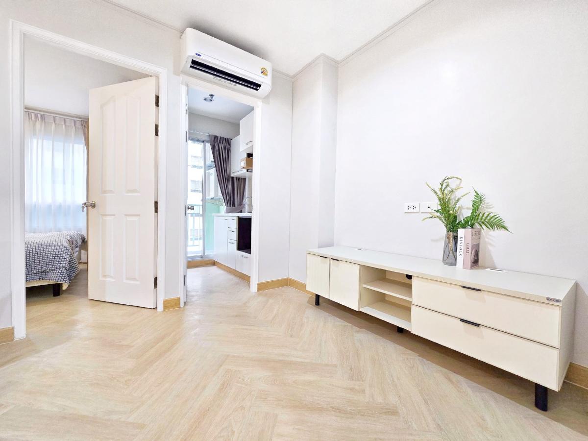 For SaleCondoNawamin, Ramindra : Here it is‼️A generous room with a studio included in the room to meet all needs. 𝐋𝐢𝐟𝐞 𝐬𝐭𝐲𝐥𝐞 🌳🌳𝐋𝐮𝐦𝐩𝐢𝐧𝐢 𝐂𝐨𝐧𝐝𝐨 𝐑𝐚𝐦𝐢𝐧𝐭𝐫𝐚 - 𝐋𝐚𝐤𝐬𝐢🌳🌳