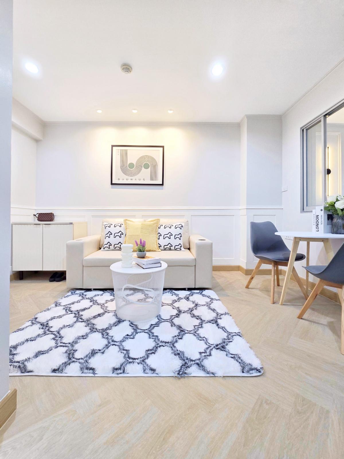 For SaleCondoNawamin, Ramindra : Here it is‼️A generous room with a studio included in the room to meet all needs. 𝐋𝐢𝐟𝐞 𝐬𝐭𝐲𝐥𝐞 🌳🌳𝐋𝐮𝐦𝐩𝐢𝐧𝐢 𝐂𝐨𝐧𝐝𝐨 𝐑𝐚𝐦𝐢𝐧𝐭𝐫𝐚 - 𝐋𝐚𝐤𝐬𝐢🌳🌳