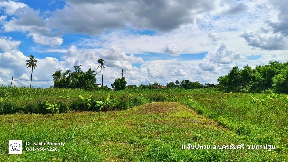 For SaleLandNakhon Pathom : Beautiful land for sale, next to the Tha Chin River, 12-0-65.3 rai, near Wat Klang Bang Kaew, Thana Market, Nakhon Chai Si, Nakhon Pathom Province