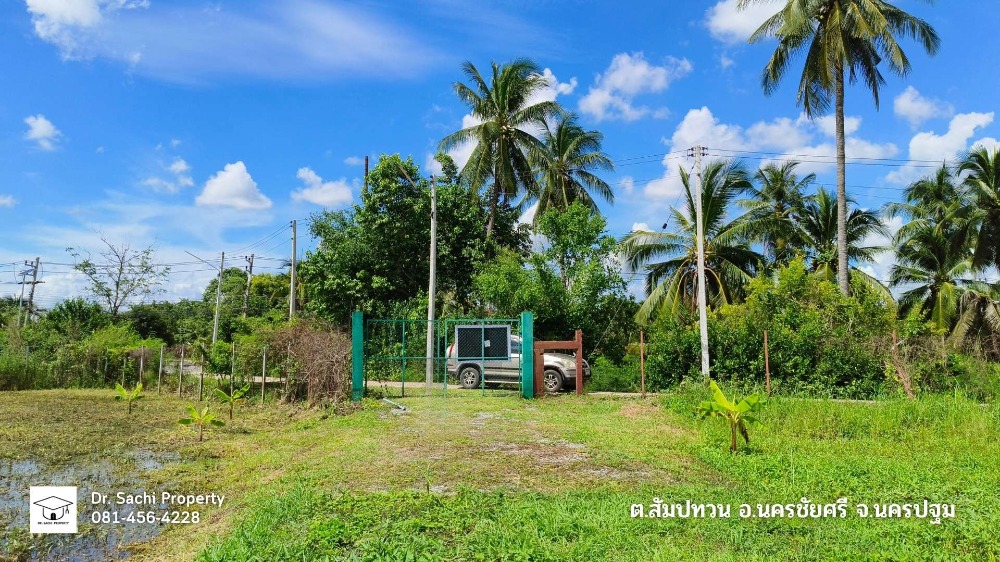 For SaleLandNakhon Pathom : Beautiful land for sale, next to the Tha Chin River, 12-0-65.3 rai, near Wat Klang Bang Kaew, Thana Market, Nakhon Chai Si, Nakhon Pathom Province