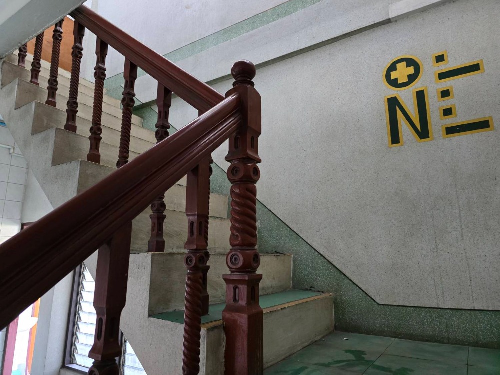 ให้เช่าอาคารพาณิชย์คลองเตย กล้วยน้ำไท : ทาวน์เฮ้าส์ 3 คูหาให้เช่าย่านพระราม 4, กรุงเทพมหานคร