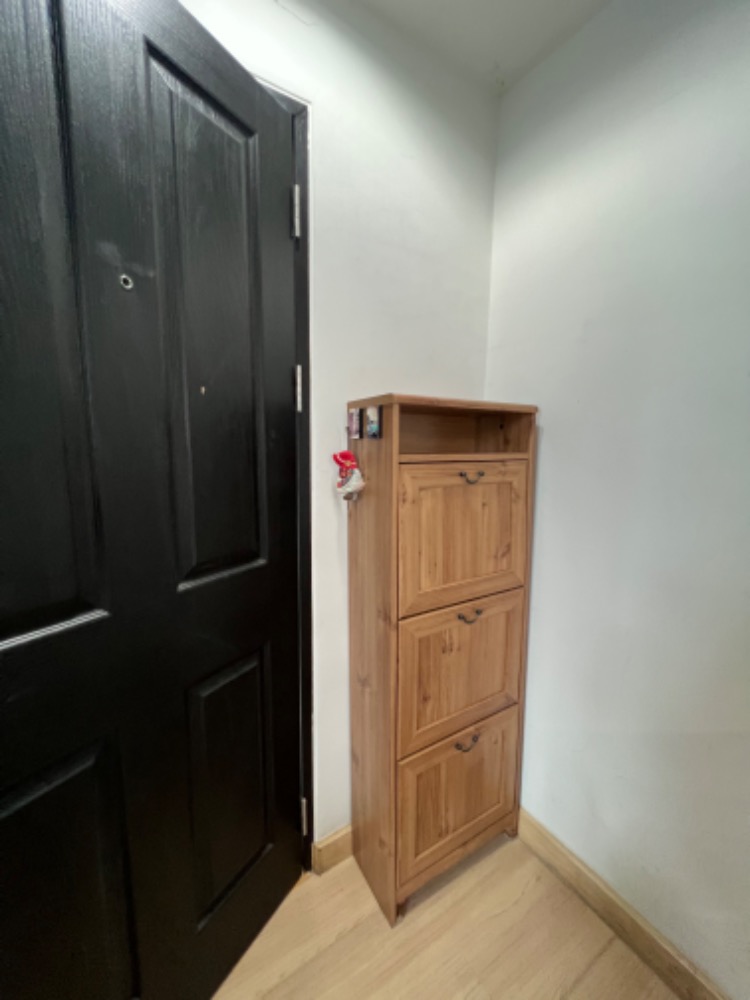 For RentCondoRatchadapisek, Huaikwang, Suttisan : 🏢 Condo for rent: The Kris 5, Soi Ratchada 17, size 37 sq m., ready to move in.