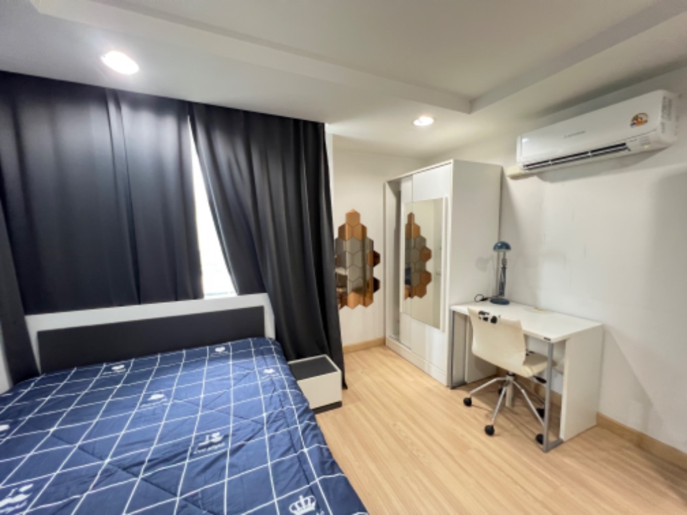 For RentCondoRatchadapisek, Huaikwang, Suttisan : 🏢 Condo for rent: The Kris 5, Soi Ratchada 17, size 37 sq m., ready to move in.