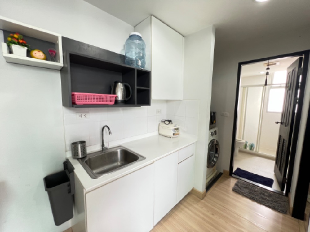 For RentCondoRatchadapisek, Huaikwang, Suttisan : 🏢 Condo for rent: The Kris 5, Soi Ratchada 17, size 37 sq m., ready to move in.